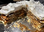 Una foto de torta rogel