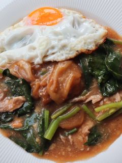 รูปของ ราดหน้าหมูนุ่ม_ไข่กรอบ🥬🍳