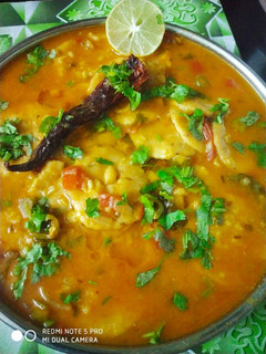 A picture of Rajasthani dal dhokli.