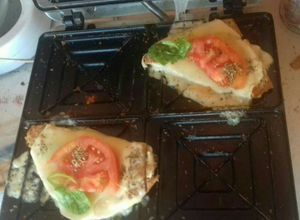 Una foto de Mixto, emparedado vegetariano