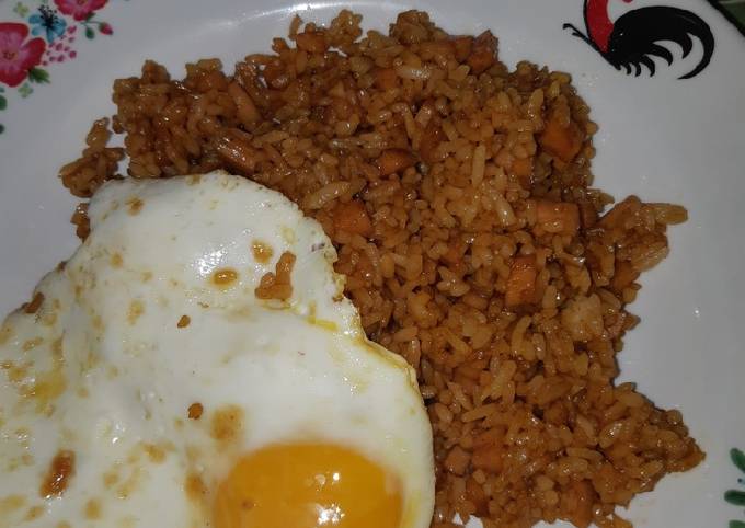 Cara Gampang Menyiapkan Nasi goreng saus tiram yang Menggugah Selera