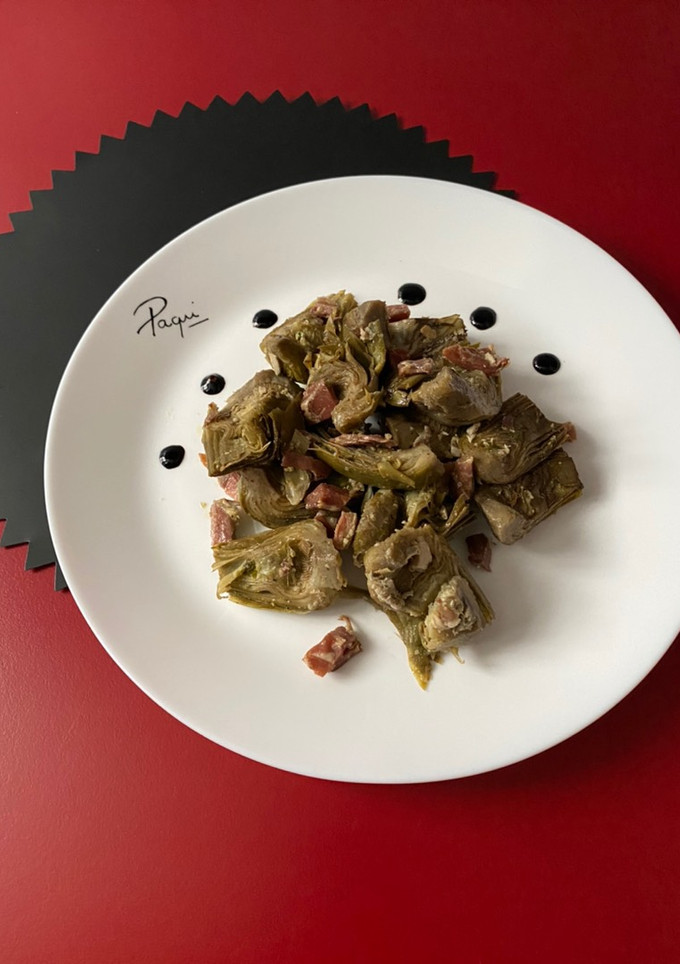 Una foto de Alcachofitas rehogadas con ajito