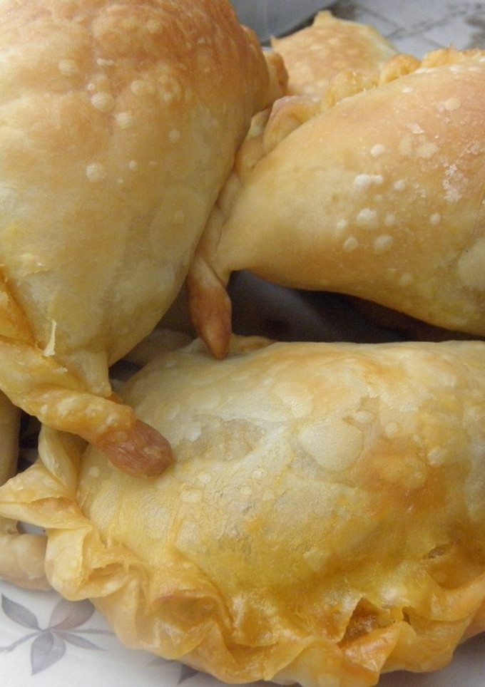 Una foto de Empanadas criollas con masa casera