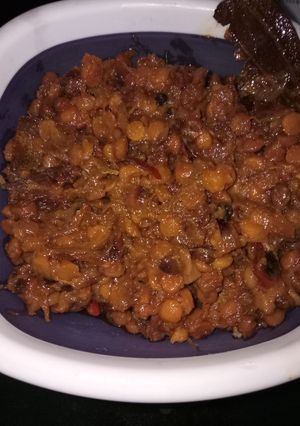 A picture of Dry chana dal.