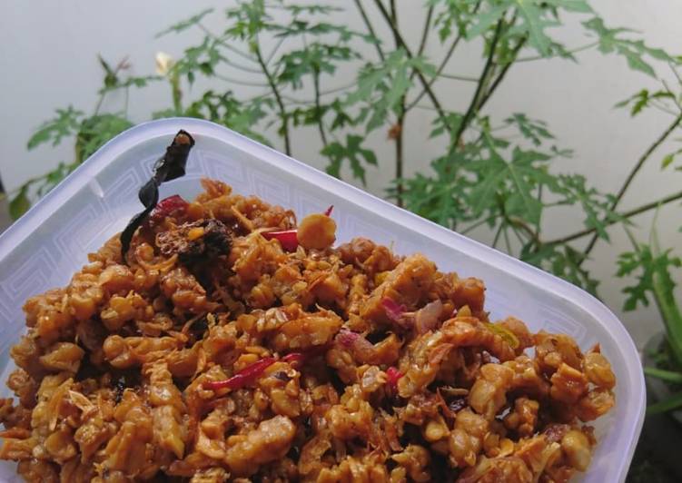 Resep masakan Kering tempe ayu (tanpa kecap, enak garing manis &amp; gurih) | Langkah Membuat Kering tempe ayu (tanpa kecap, enak garing manis &amp; gurih) Yang Sempurna