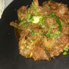 A picture of Tawa chicken karahi.