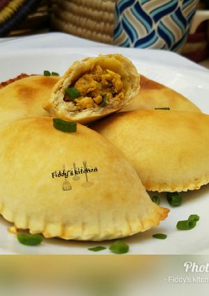 A picture of Mini meatpie.
