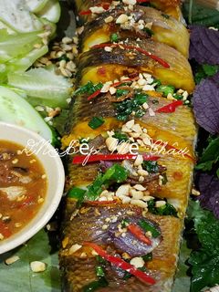 Hình của món Cá lóc nướng sa tế.