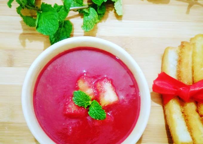 How to Prepare Quick Beetroot Mint Soup