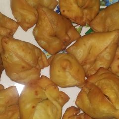 Masala samosa A picture of Masala samosa.