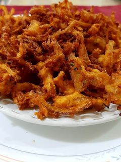 खेकडा भजी(khekada bhaaji recipe in marathi) रेसिपी चे मुख्य फोटो