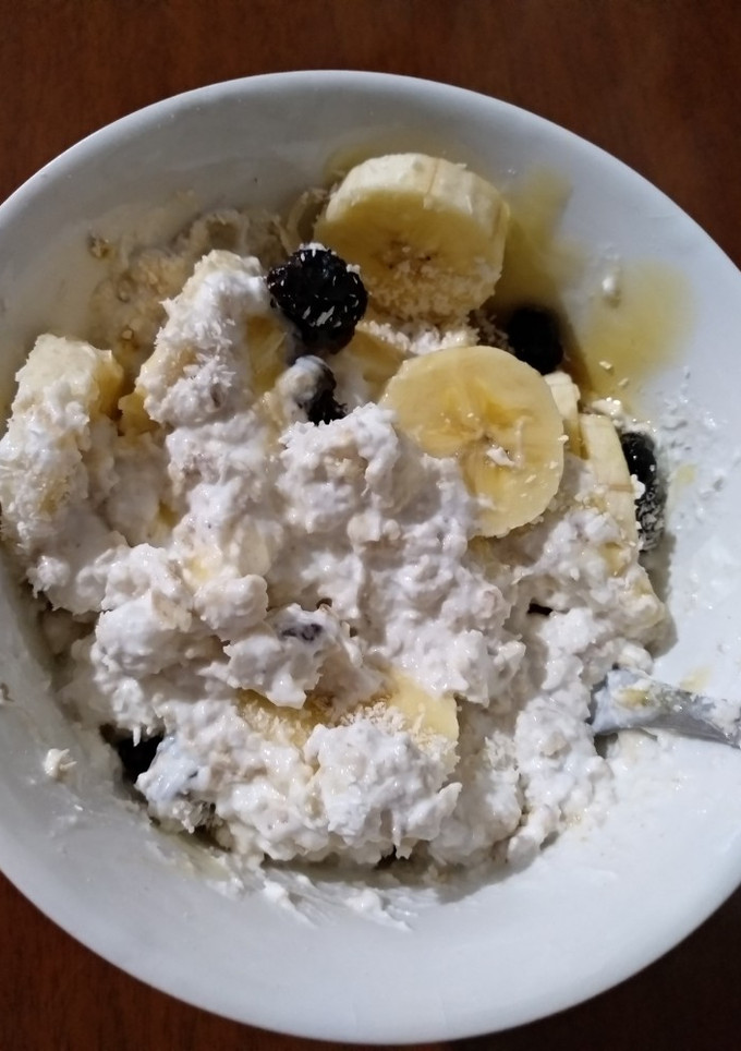Una foto de Avena, plátano, pasas
