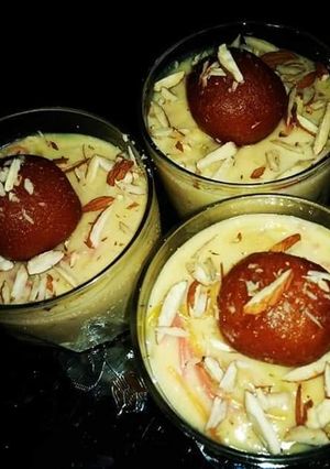 A picture of Mango Custard Sawiyaan😋😍.