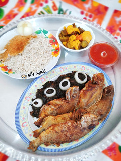 عکسی از دستور ماهی با حشوی معطر و خوشمزه 👌😋