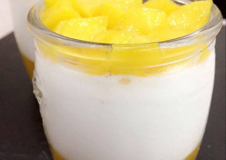 How to Make Quick Mango Panna Cotta