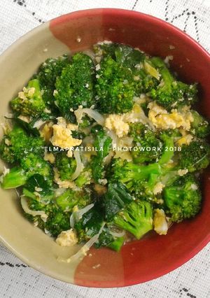 Foto resep Tumis Brokoli Telur Orak Arik