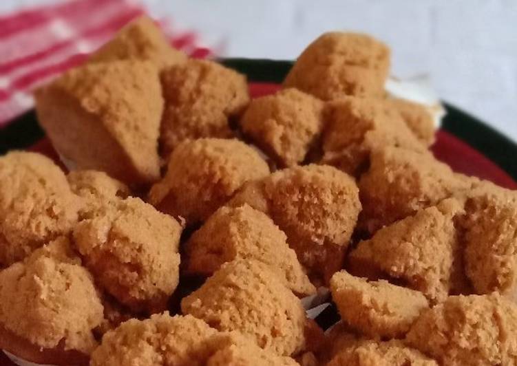 Resep 𝐁𝐨𝐥𝐮 𝐊𝐮𝐤𝐮𝐬 𝐆𝐮𝐥𝐚 𝐌𝐞𝐫𝐚𝐡 Anti Gagal