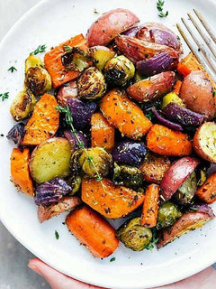 Una foto de Verduras al horno fácil!