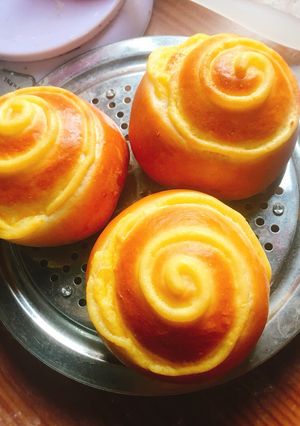 Hình của món Custard buns.