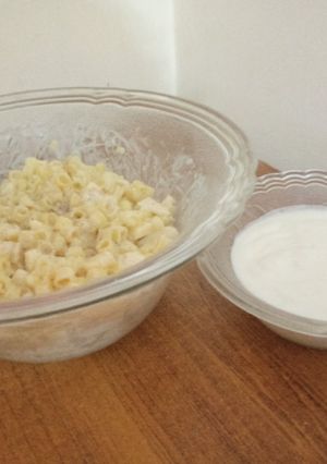 A picture of Yoghurt macaroni salad.