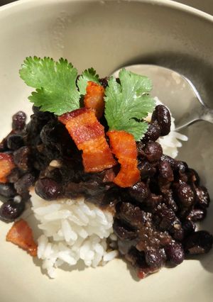 A picture of Chimichurri Black Beans.