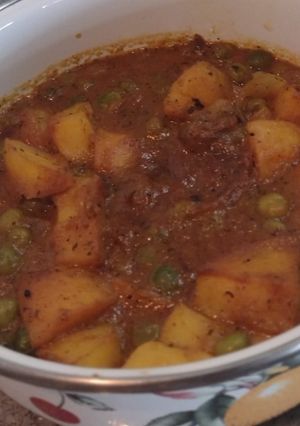 আলু মটর (aloo matar recipe in Bengali) রেসিপির প্রধান ছবি