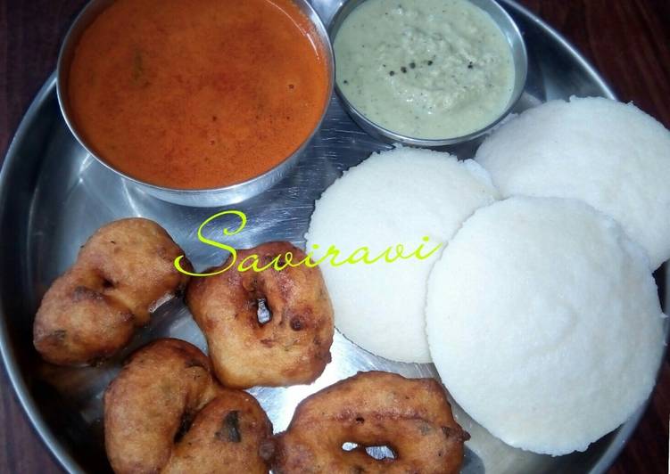 Easiest Way to Prepare Homemade Idli Vada Chutney Sambhar