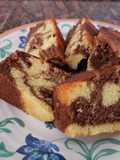 Bizcocho marmolado de naranja y chocolate