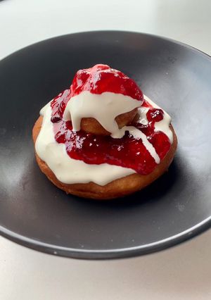 Una foto de Donuts con queso (Papanasi)