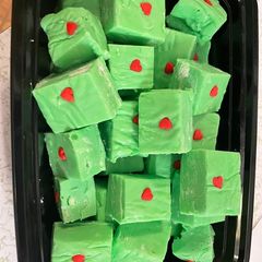 A picture of Grinch fudge.