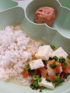 Foto resep Day. 235 Sop Tomat Putih Telur dan Tahu Goreng (13 month+)
