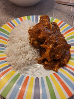 Una foto de Pollo estofado al estilo Juan