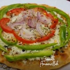 Paratha Pizza A picture of Paratha Pizza.