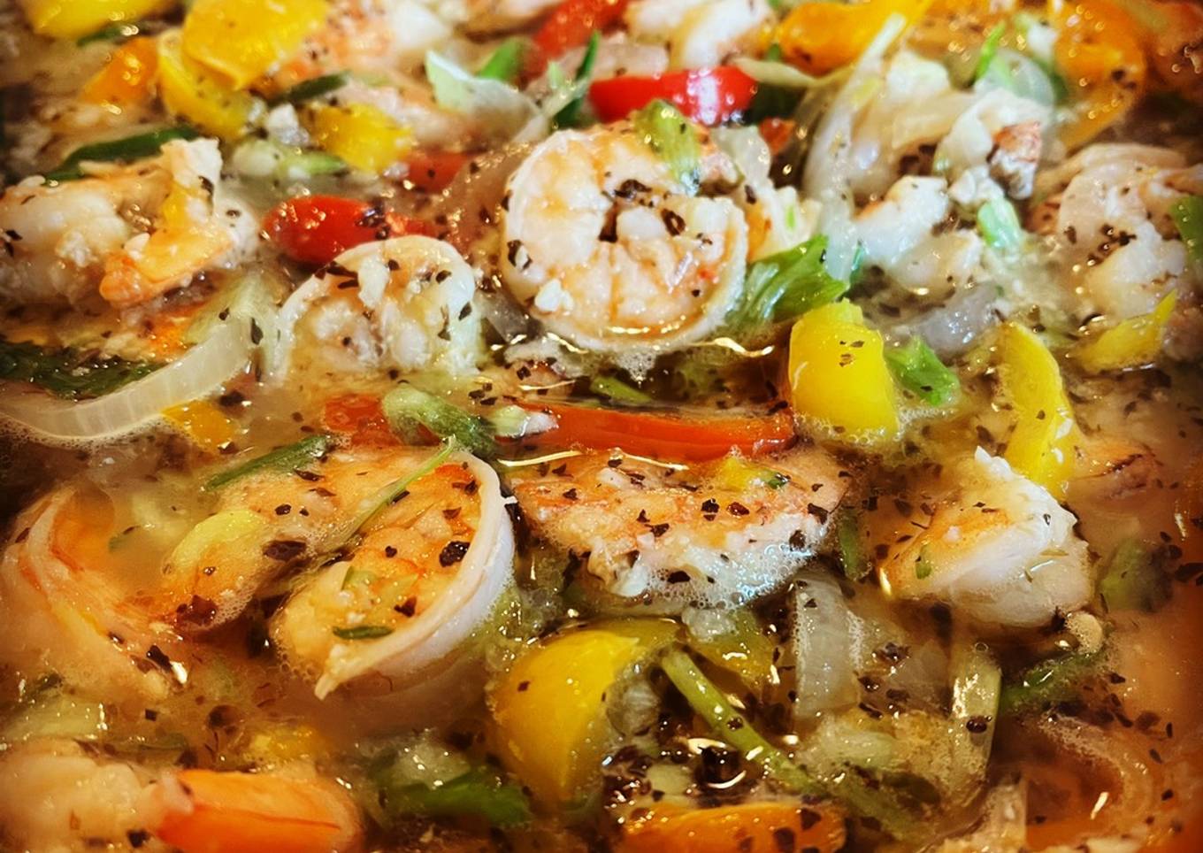 Garlic Shrimp Stir-Fry with Peppers & Onions