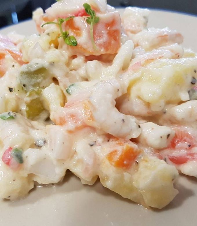 A picture of Light Russian salad with prawns.