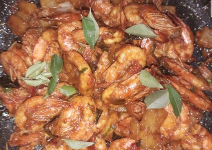 Spicy king prawns fry