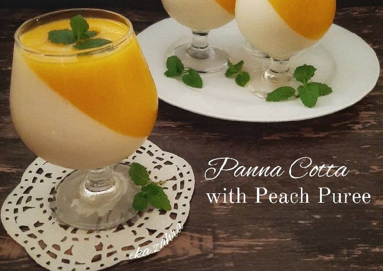 Langkah Langkah Memasak Panna Cotta with Peach Puree yang Lezat