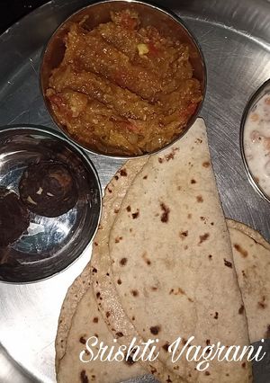 A picture of Lauki Bharta.