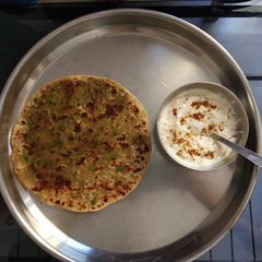 A picture of Matar paneer paratha.