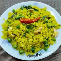 Chura Matar / Green Peas Poha A picture of Chura Matar / Green Peas Poha.