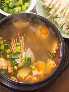 A picture of Sundubu.