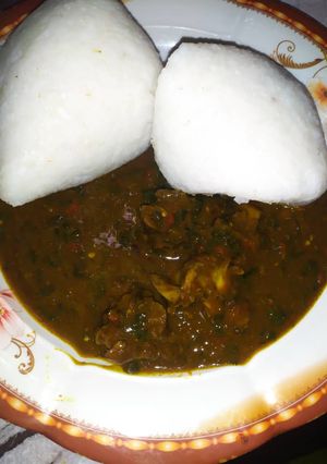 A picture of Tuwon shinkafa miyar ogbono.