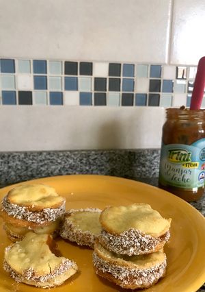 Una foto de Alfajores de almidón de maíz y stevia