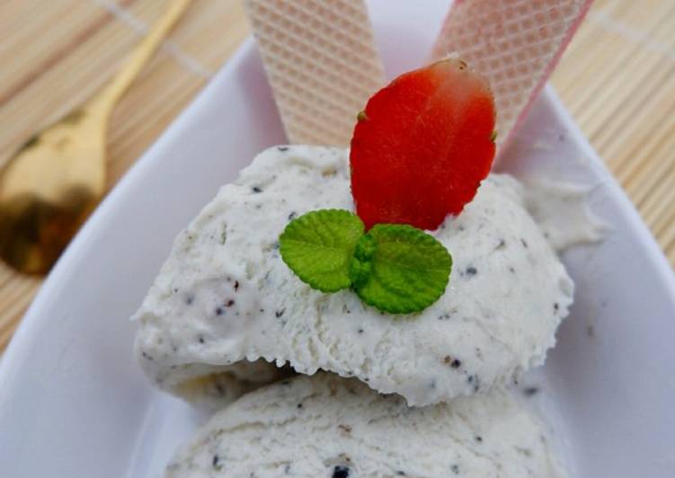 Bagaimana Menyiapkan Ice cream oreo simple yang Bikin Ngiler