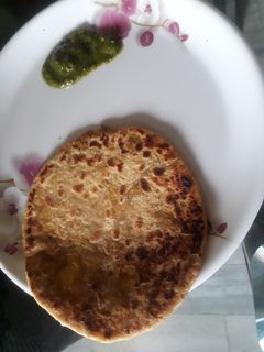 अचारी आलू का पराठा (achari aloo ka paratha recipe in Hindi) रेसिपी मुख्य फोटो