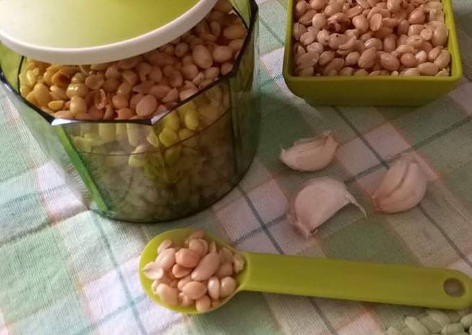 Cara bikin Kacang Bawang Goreng Cara bikin Kacang Bawang Goreng