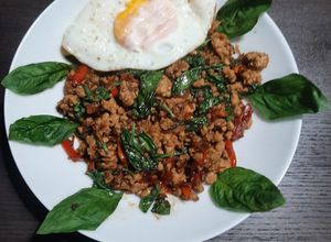 Foto resep Thai Chicken Basil