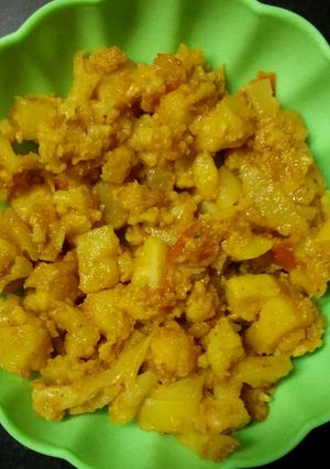 A picture of Aloo Gobhi.