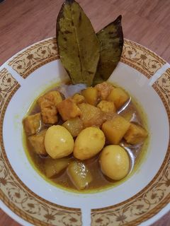 Foto resep Semur Kentang Tahu Tempe Telur Puyuh