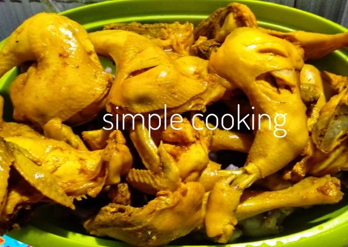 Resep Ayam Ungkep Bumbu Kuning No Ribet Oleh Resep Mama Ryunaa Cookpad